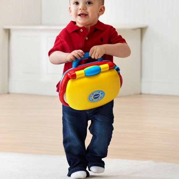 VTech Brilliant Baby Laptop - Picture 4 of 11